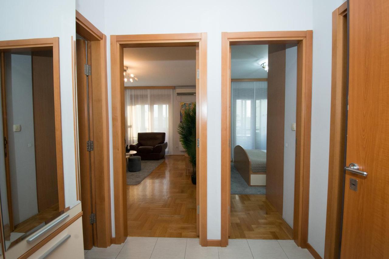 City Nest Apartment Podgorica Luaran gambar
