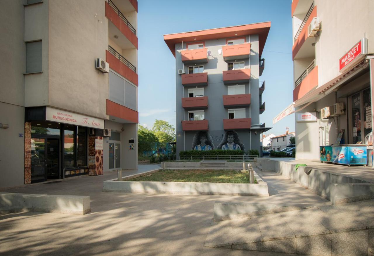 City Nest Apartment Podgorica Luaran gambar